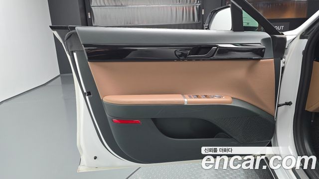 Hyundai Grandeur Hybrid (GN7) Premium 2023 — фото 9