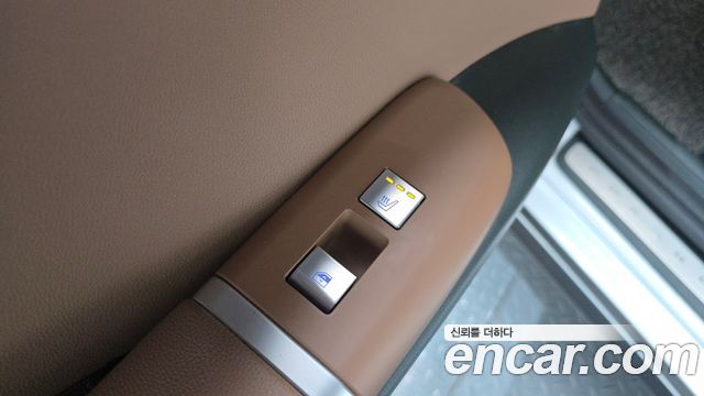 Hyundai Grandeur Hybrid (GN7) Premium 2023 — фото 37
