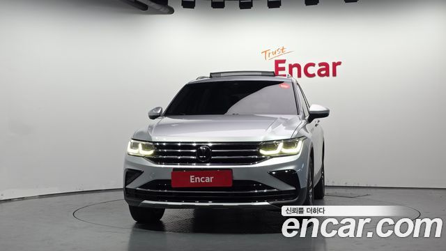 Volkswagen Tiguan (II) 2.0 TDI 4Motion Prestige 2023 — фото 3