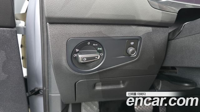 Volkswagen Tiguan (II) 2.0 TDI 4Motion Prestige 2023 — фото 18