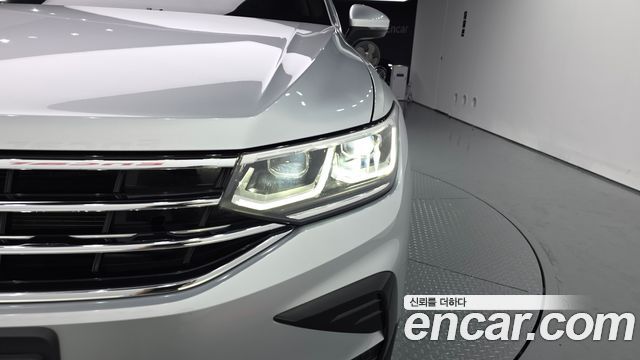 Volkswagen Tiguan (II) 2.0 TDI 4Motion Prestige 2023 — фото 22