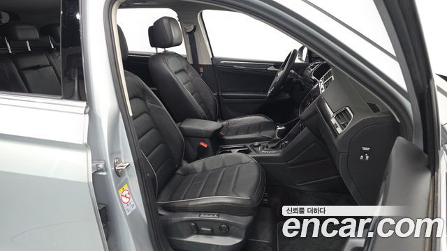 Volkswagen Tiguan (II) 2.0 TDI 4Motion Prestige 2023 — фото 26