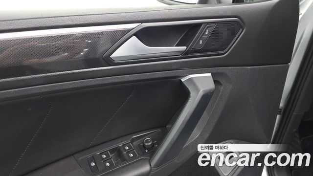Volkswagen Tiguan (II) 2.0 TDI 4Motion Prestige 2023 — фото 31