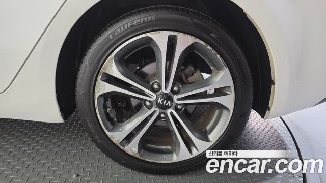 Kia K3 Noblesse 2015 — фото 21