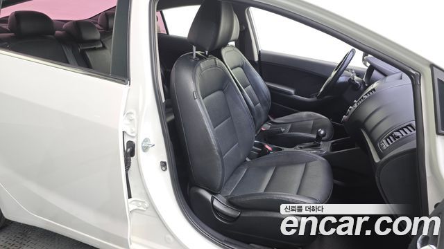 Kia K3 Noblesse 2015 — фото 26