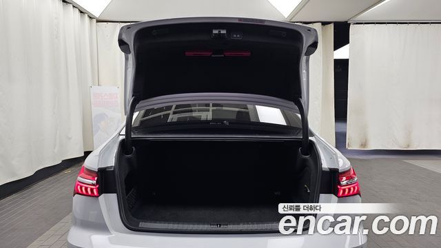 Audi A6 (C8) 45 TFSI Quattro Premium 2020 — фото 20