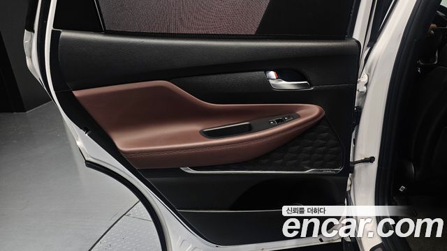 Hyundai Santa Fe (TM) Diesel 2.2 4WD Inspiration 2019 — фото 25