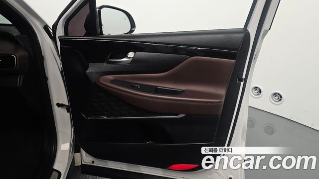 Hyundai Santa Fe (TM) Diesel 2.2 4WD Inspiration 2019 — фото 31