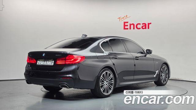 BMW 5 Series (G30) 530i xDrive M Sport Package Plus 2019 — фото 2