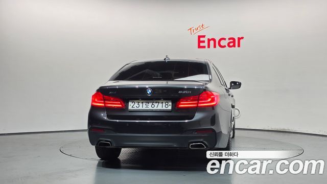 BMW 5 Series (G30) 530i xDrive M Sport Package Plus 2019 — фото 4