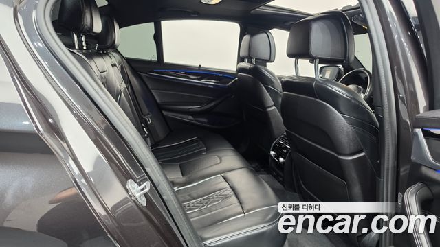 BMW 5 Series (G30) 530i xDrive M Sport Package Plus 2019 — фото 19