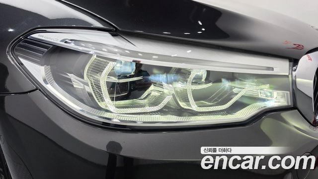 BMW 5 Series (G30) 530i xDrive M Sport Package Plus 2019 — фото 22