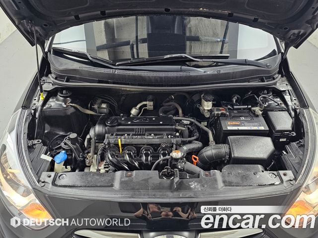 Hyundai Accent (New) 1.4 VVT Premium 2012 — фото 6