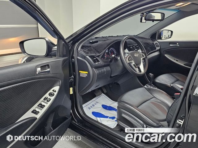 Hyundai Accent (New) 1.4 VVT Premium 2012 — фото 15