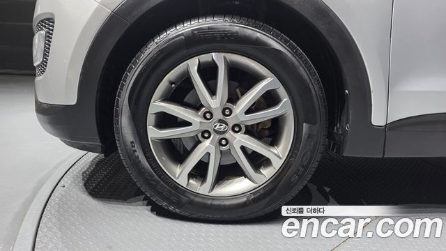 Hyundai Santa Fe (DM) Diesel(e-VGT) 2.0 2WD Premium 2013 — фото 5