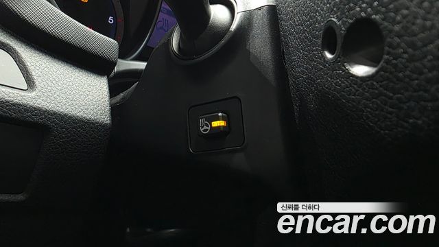 Hyundai Santa Fe (DM) Diesel(e-VGT) 2.0 2WD Premium 2013 — фото 13