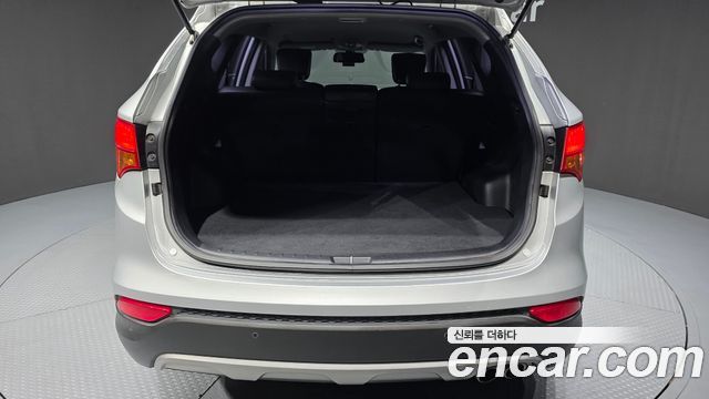 Hyundai Santa Fe (DM) Diesel(e-VGT) 2.0 2WD Premium 2013 — фото 20