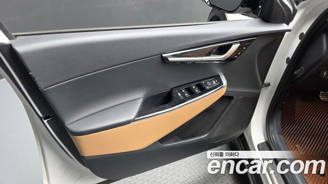 Kia EV6 Long Range Earth 2022 — фото 24