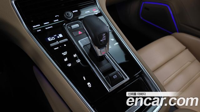 Porsche Panamera (971) 3.0 AWD 2018 — фото 9