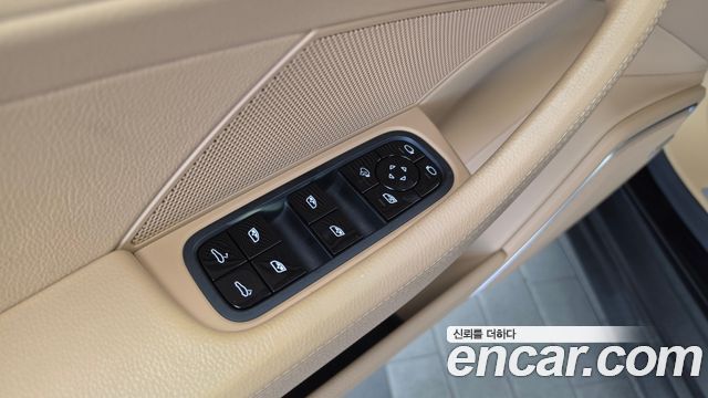 Porsche Panamera (971) 3.0 AWD 2018 — фото 29