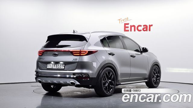 Kia Sportage The Bold Diesel 2.0 4WD Signature 2020 — фото 2