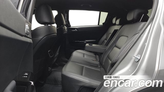 Kia Sportage The Bold Diesel 2.0 4WD Signature 2020 — фото 11