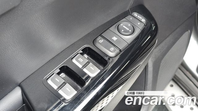 Kia Sportage The Bold Diesel 2.0 4WD Signature 2020 — фото 18