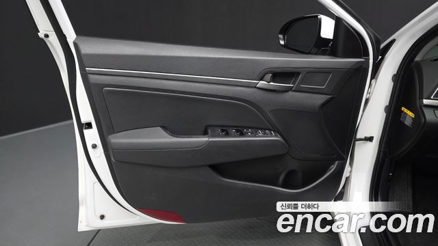 Hyundai Avante (AD) 1.6 GDI Smart 2016 — фото 24