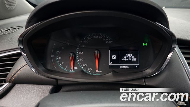 Chevrolet Trax 1.6 Diesel LTZ 2017 — фото 8