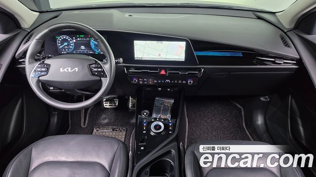 Kia Niro Signature 2023 — фото 7