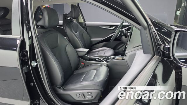 Kia Niro Signature 2023 — фото 11
