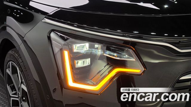 Kia Niro Signature 2023 — фото 22