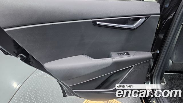 Kia Niro Signature 2023 — фото 25