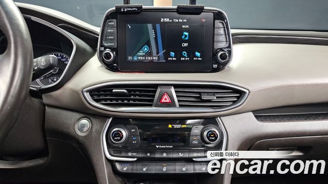 Hyundai Santa Fe (TM) Diesel 2.0 2WD Exclusive Special 2019 — фото 14