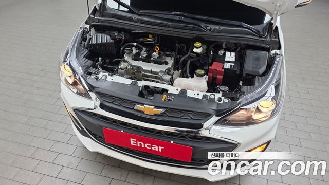 Chevrolet Spark LT 2022 — фото 6