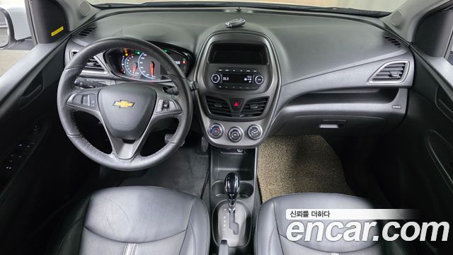 Chevrolet Spark LT 2022 — фото 7