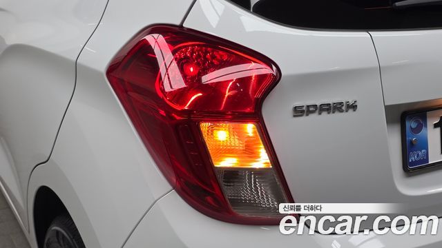 Chevrolet Spark LT 2022 — фото 23