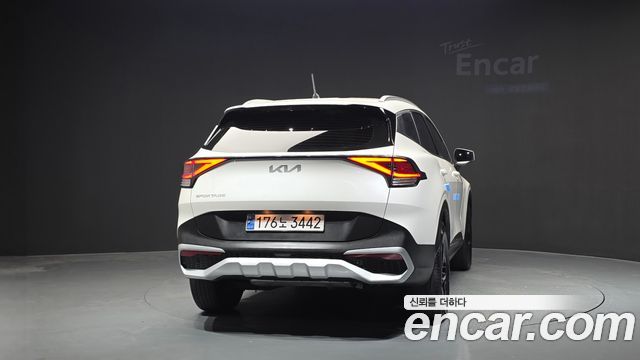 Kia Sportage (V) Gasoline 1.6 Turbo 2WD Prestige 2022 — фото 4