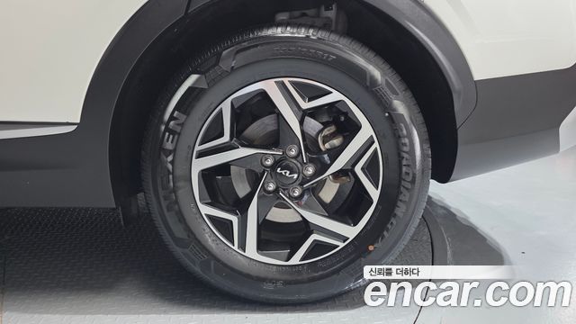 Kia Sportage (V) Gasoline 1.6 Turbo 2WD Prestige 2022 — фото 21