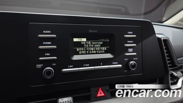 Kia Sportage (V) Gasoline 1.6 Turbo 2WD Prestige 2022 — фото 29