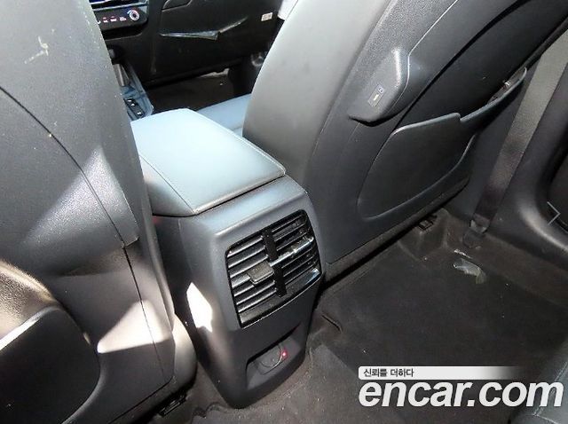 Kia Niro Prestige 2022 — фото 19