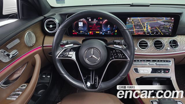 Mercedes-Benz E-Class (W213) E300e 4MATIC Exclusive 2021 — фото 13