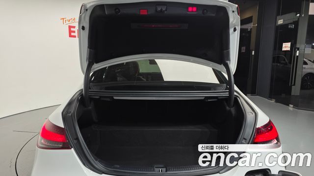 Mercedes-Benz E-Class (W213) E300e 4MATIC Exclusive 2021 — фото 20