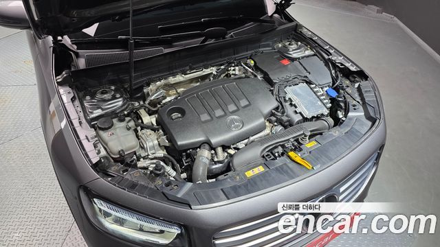 Mercedes-Benz GLB-Class (X247) GLB200 d 2024 — фото 6