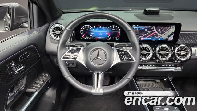 Mercedes-Benz GLB-Class (X247) GLB200 d 2024 — фото 13