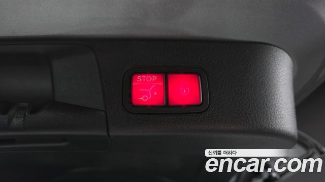 Mercedes-Benz GLB-Class (X247) GLB200 d 2024 — фото 19