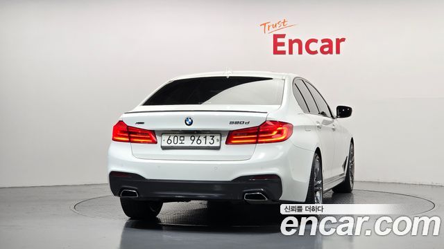 BMW 5 Series (G30) 520d xDrive M Sport Package Plus 2017 — фото 4