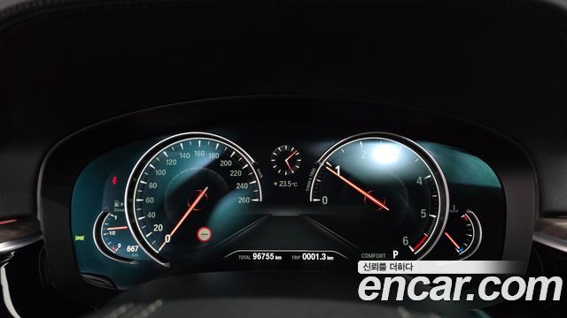 BMW 5 Series (G30) 520d xDrive M Sport Package Plus 2017 — фото 8