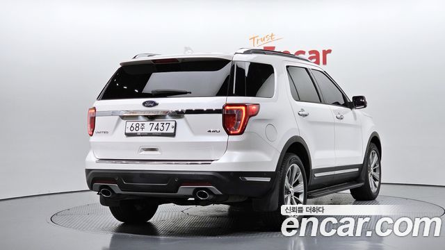 Ford Explorer 3.5 Limited 4WD 5th 2018 — фото 2
