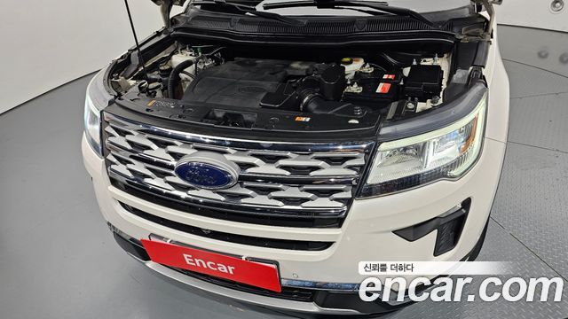 Ford Explorer 3.5 Limited 4WD 5th 2018 — фото 6